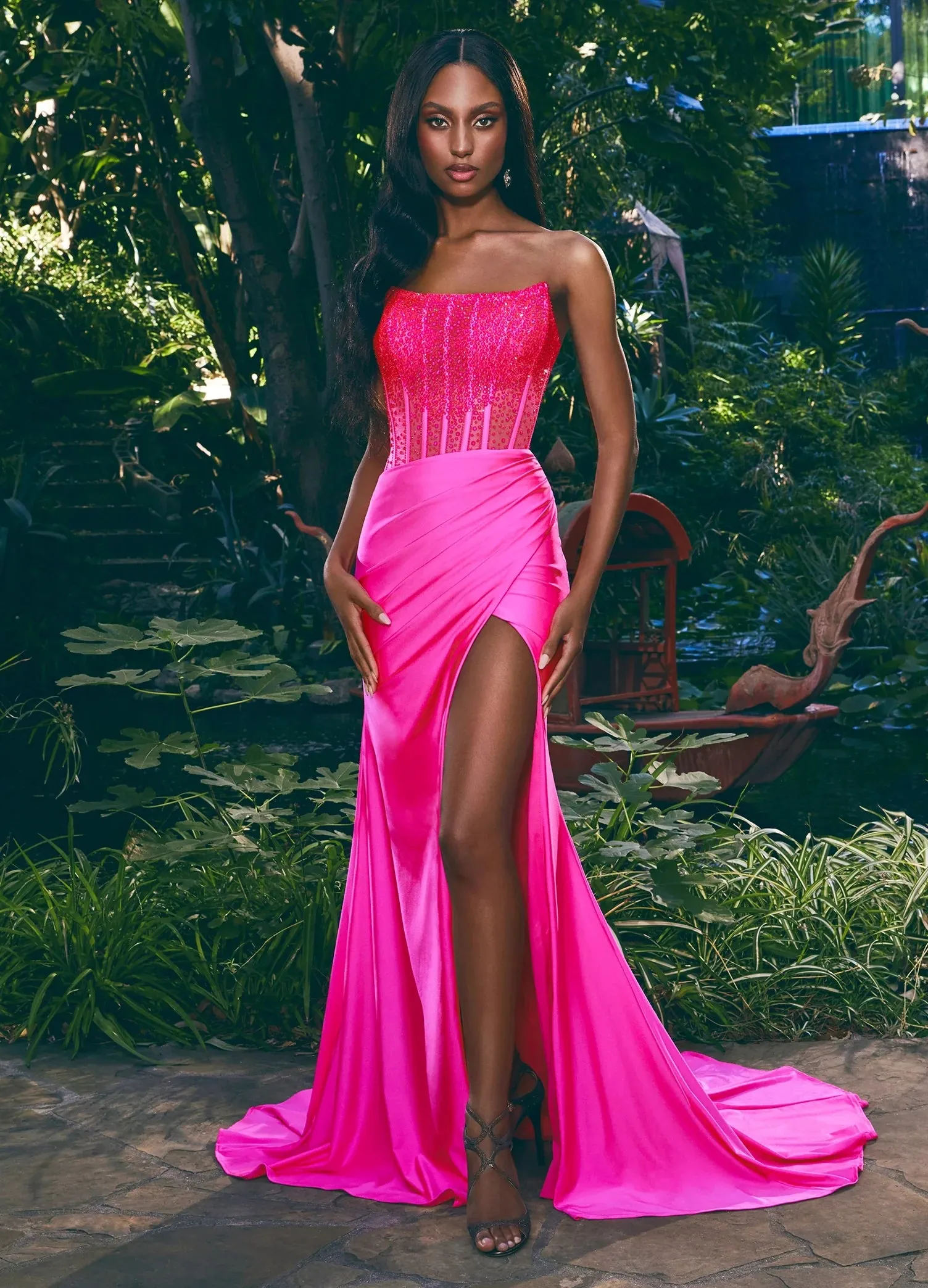 Ashley Lauren 11690 Size 6 Black Sheer Crystal Corset Prom Dress Fitted Jersey Slit Formal Gown