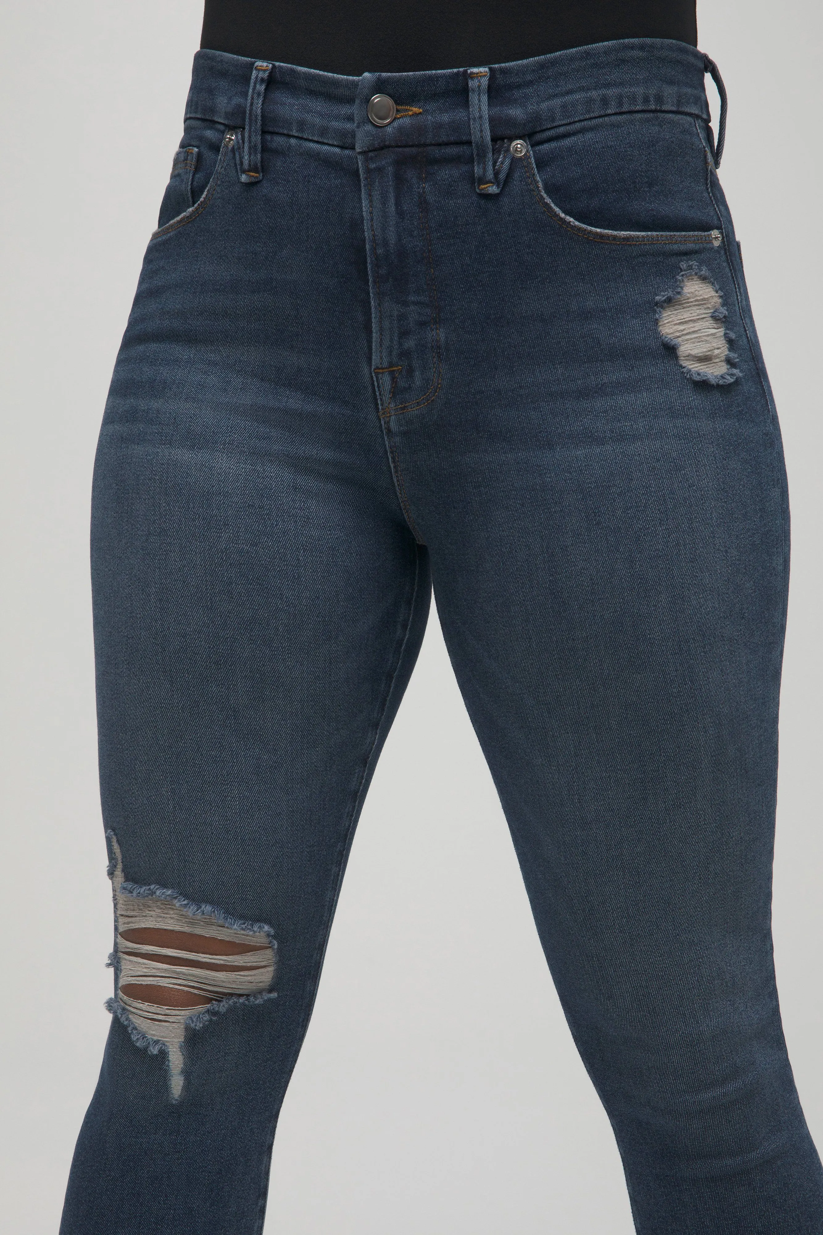 GOOD LEGS CROP FRAY HEM | BLUE521