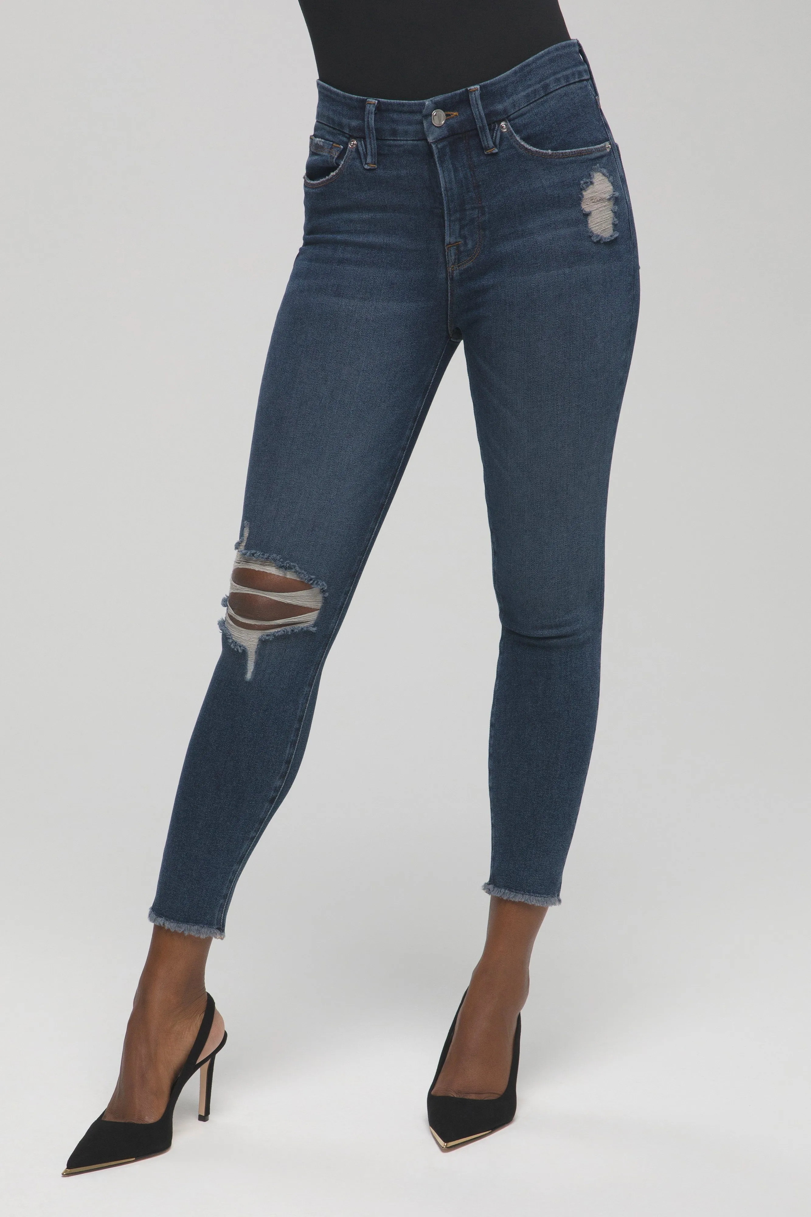 GOOD LEGS CROP FRAY HEM | BLUE521