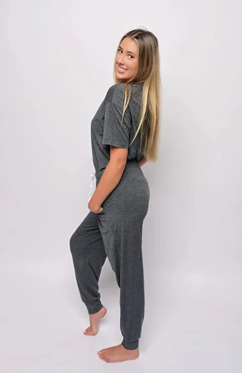 Hisir Basic Women’s Two-piece Loungewear Pajama Set with Short Sleeve Pullover T-shirt and Jogger Pants with Pockets