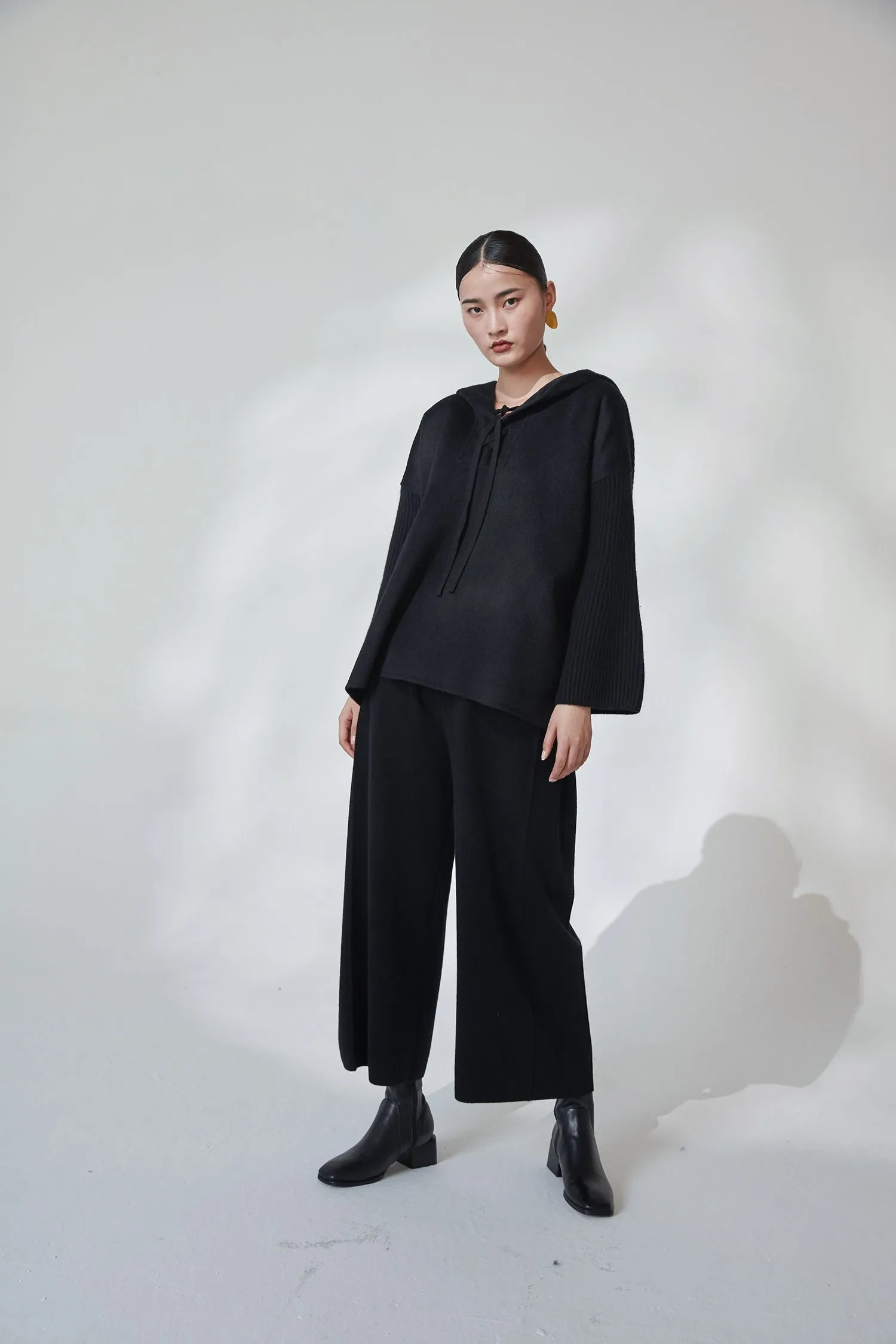 Joint stitch 100% cashmere hooded jumper