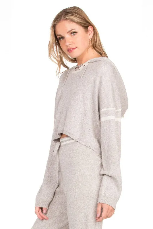 SNUG HOODIE