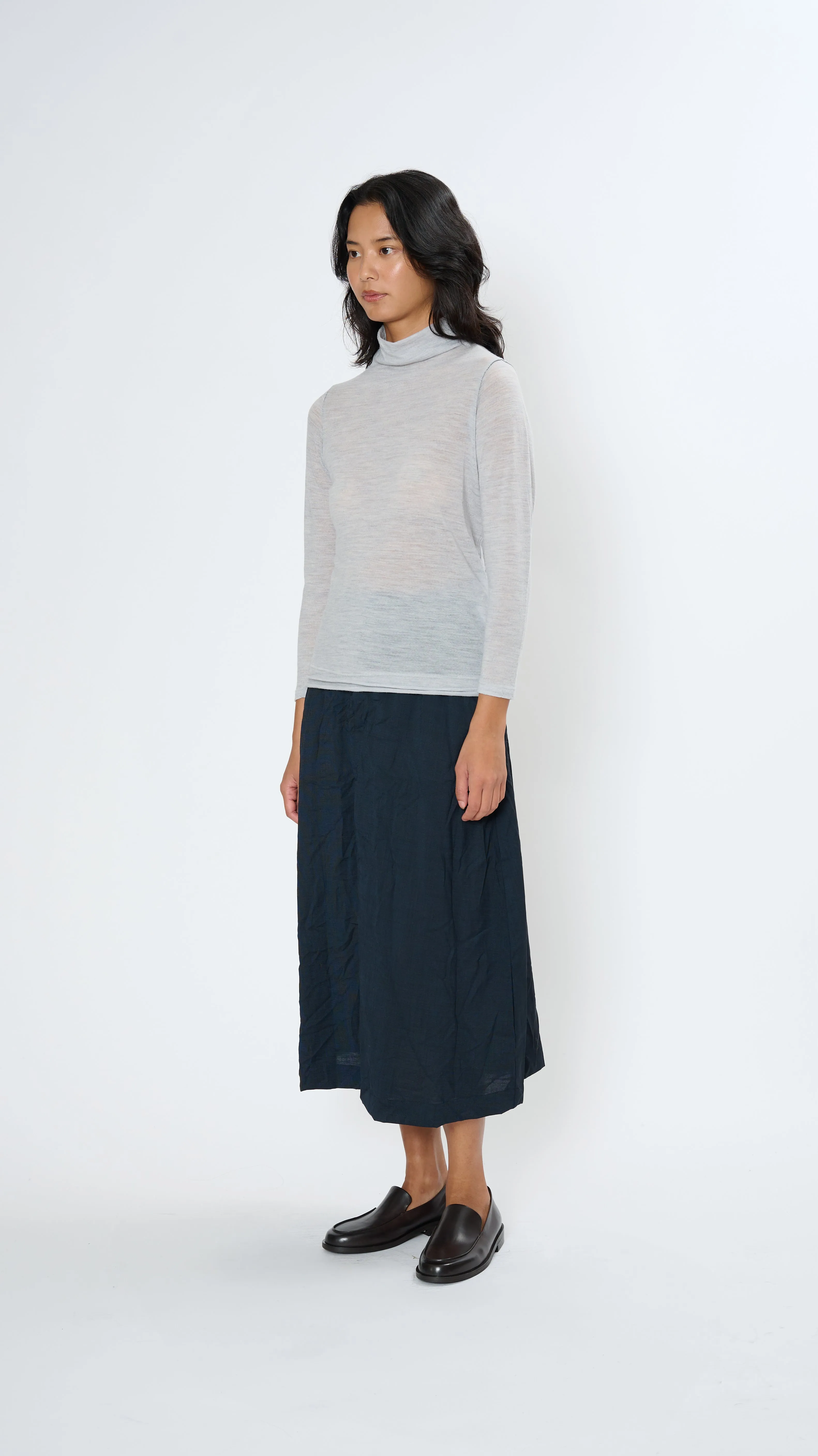 Wool Gauze Turtleneck Jersey Pullover in Heather Grey